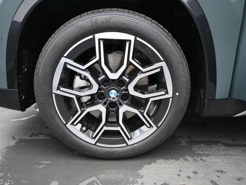 Green Metallic 2026 BMW X1 xDrive28i