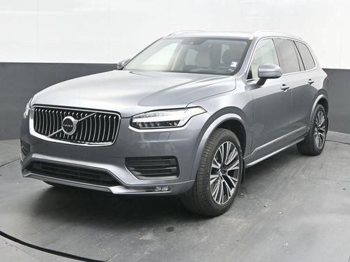 2020 Volvo XC90 T5 Momentum 7 Passenger