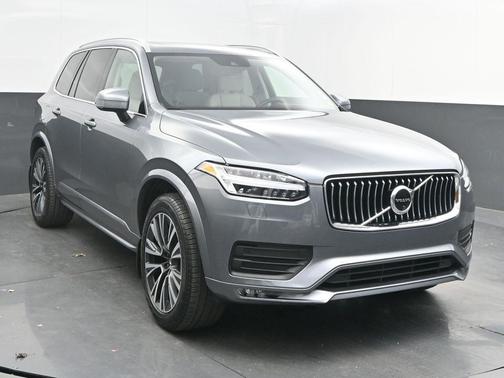 2020 Volvo XC90 T5 Momentum 7 Passenger
