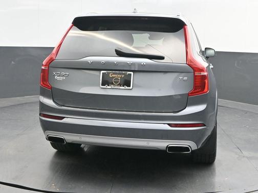 2020 Volvo XC90 T5 Momentum 7 Passenger