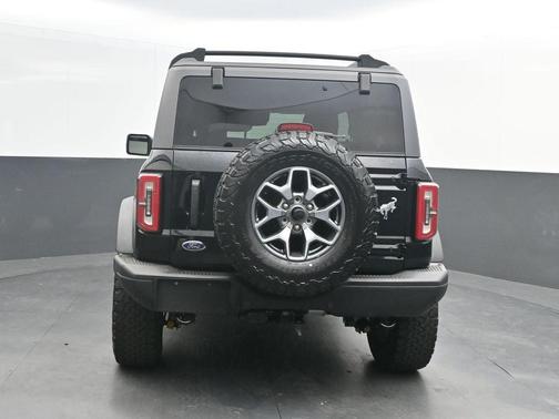 Shadow Black 2021 Ford Bronco Badlands