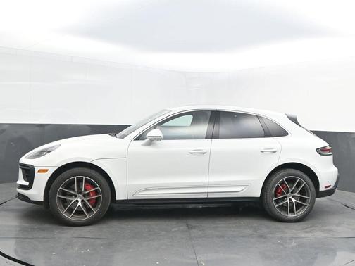 2023 Porsche Macan S