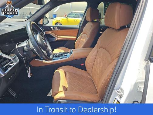 Mineral White Metallic 2024 BMW X5 M60i