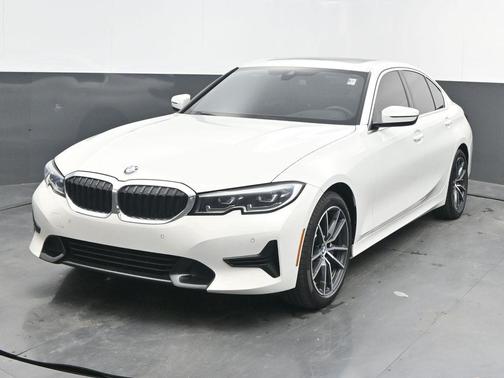 2022 BMW 330 i xDrive