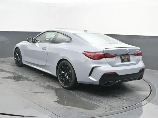 Gray Metallic 2026 BMW M440 i