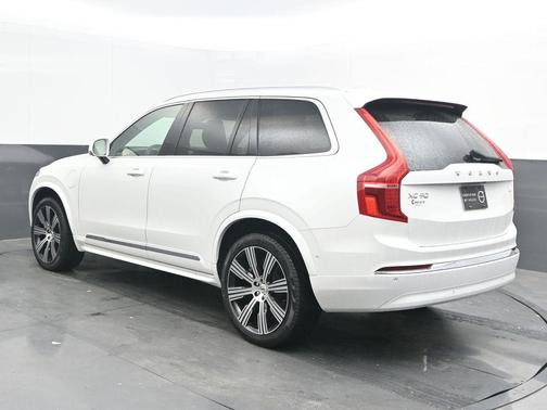 2024 Volvo XC90 Recharge Plug-In Hybrid T8 Plus 6 Passenger