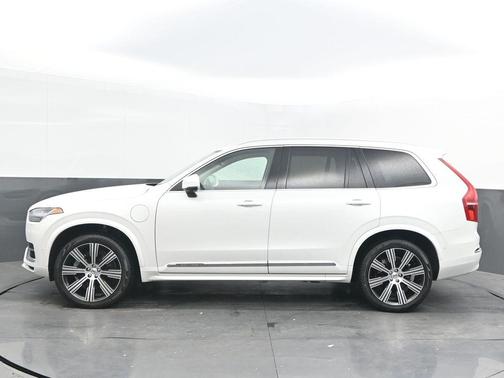 2024 Volvo XC90 Recharge Plug-In Hybrid T8 Plus 6 Passenger