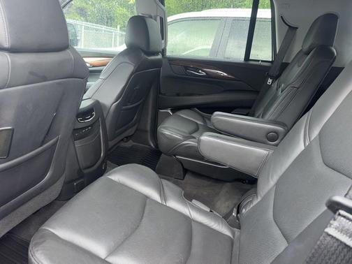 Steel Metallic 2020 Cadillac Escalade Luxury