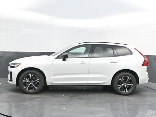 2026 Volvo XC60 B5 Core