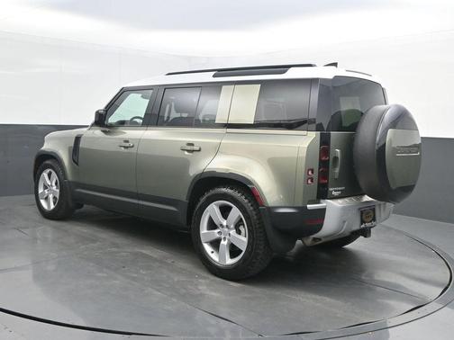 2025 Land Rover Defender P300