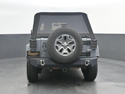 Anvil Clearcoat 2015 Jeep Wrangler Unlimited Sport