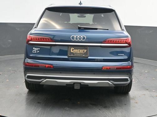 2020 Audi Q7 55 Premium Plus