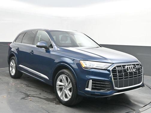 2020 Audi Q7 55 Premium Plus