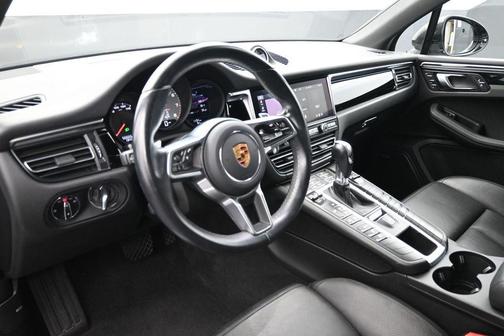 Black 2021 Porsche Macan S