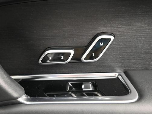 2022 Land Rover Range Rover SE LWB 7