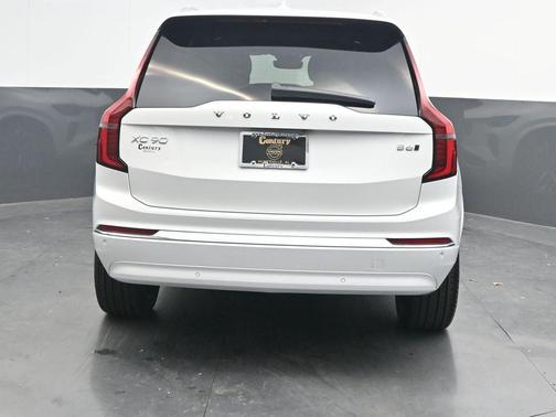2026 Volvo XC90 B6 Ultra 6-Seater