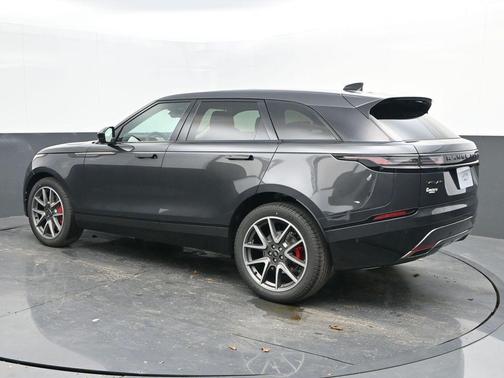 2025 Land Rover Range Rover Velar P400 Dynamic SE