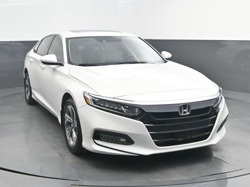 Platinum White Pearl 2019 Honda Accord EX
