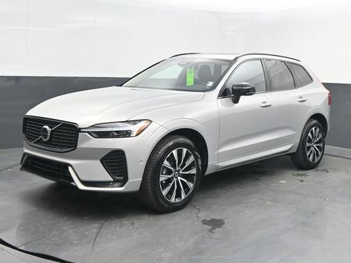 2025 Volvo XC60 B5 AWD Plus