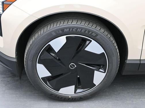 2026 Volvo EX30 SINGLE MOTOR PLUS