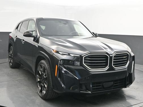 2023 BMW XM Base