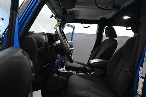Hydro Blue Pearl 2015 Jeep Wrangler Unlimited Sport