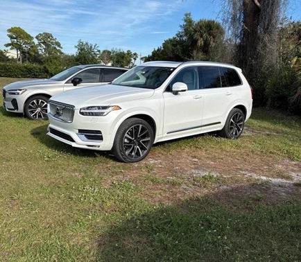 2024 Volvo XC90 B6 Plus Bright Theme 7-Seater