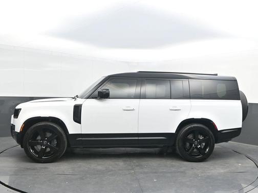 2025 Land Rover Defender P400 X-Dynamic SE