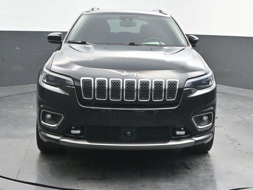 2019 Jeep Cherokee Overland
