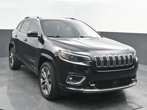 2019 Jeep Cherokee Overland