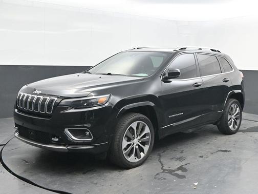 2019 Jeep Cherokee Overland