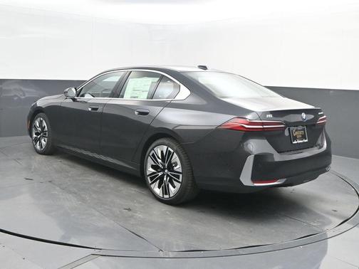 2026 BMW i5 eDrive40