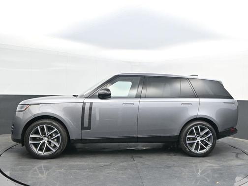 2025 Land Rover Range Rover P530 SE 7 Seat
