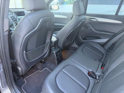 Mineral Gray Metallic 2022 BMW X1 xDrive28i