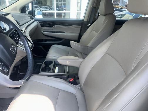 2020 Honda Odyssey Elite