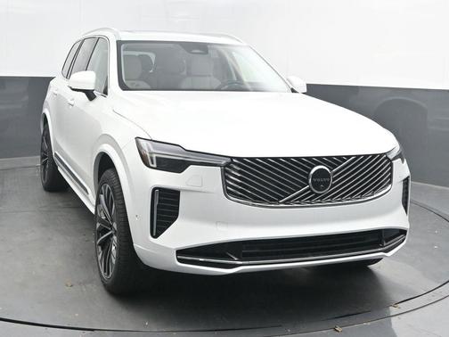 2026 Volvo XC90 B6 Ultra 7-Seater