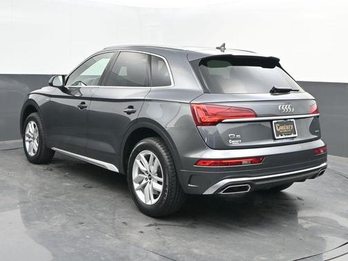 2022 Audi Q5 45 S line quattro Premium