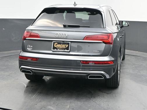 2022 Audi Q5 45 S line quattro Premium