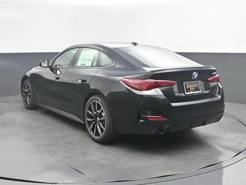 Black Sapphire Metallic 2027 BMW 430 Gran Coupe i
