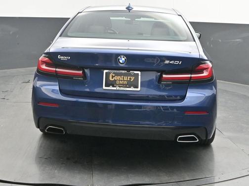 2022 BMW 540 i