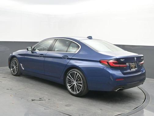 2022 BMW 540 i