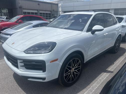 2025 Porsche Cayenne Base