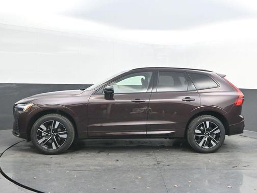 2026 Volvo XC60 B5 Core