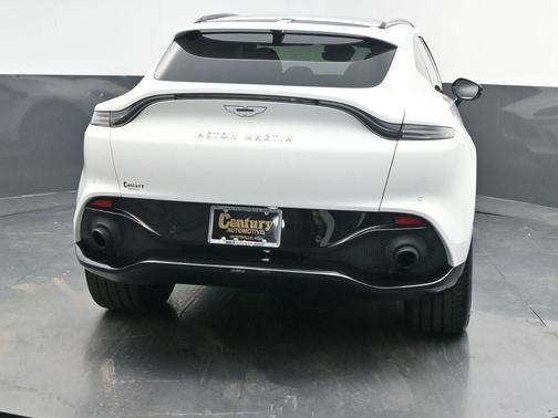 2021 Aston Martin DBX Base