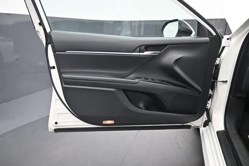 Super White 2019 Toyota Camry LE