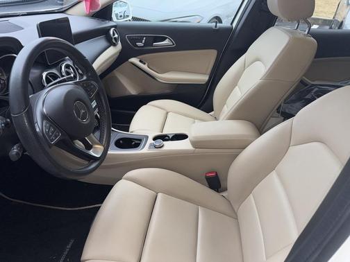 2019 Mercedes-Benz GLA 250 Base