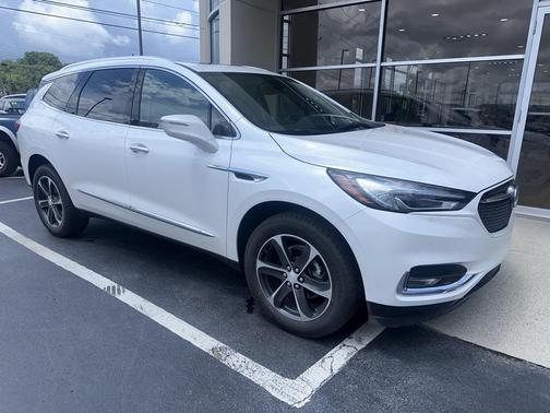 2020 Buick Enclave Essence