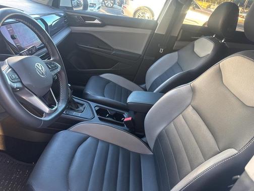 2022 Volkswagen Taos 1.5T SEL