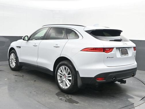 2018 Jaguar F-PACE 25t Prestige