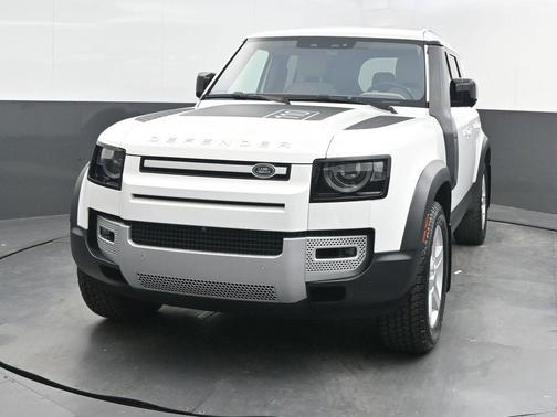 2022 Land Rover Defender 110 SE